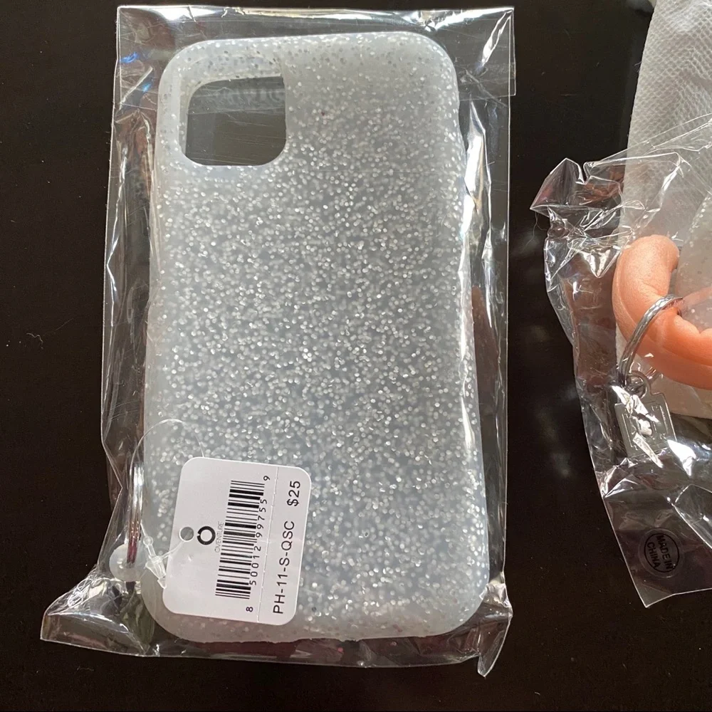 iPhone 11 silver glitter case key ring bracelet set